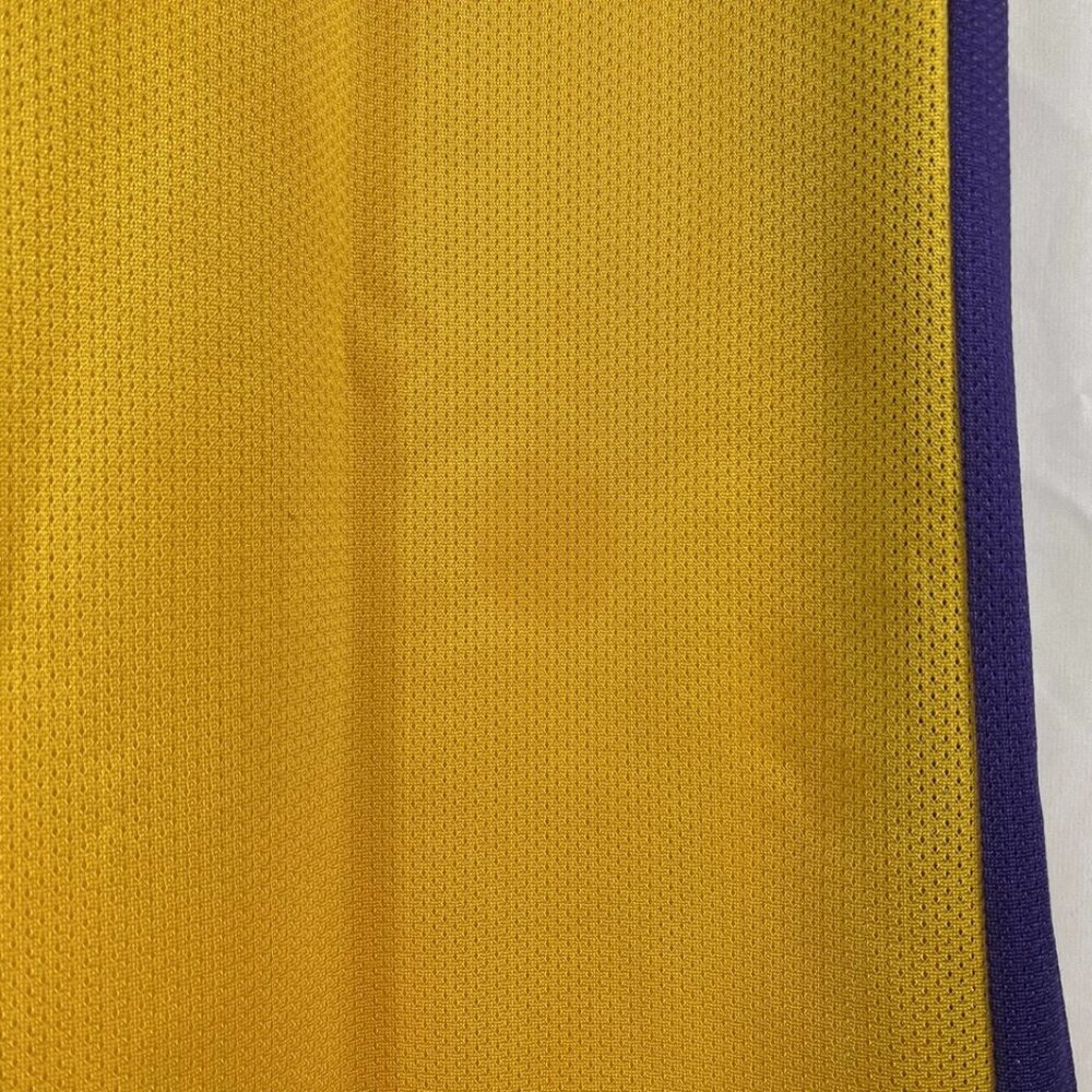 VTG Champion Los Angeles Lakers Kobe Bryant #8 Yellow NBA Jersey Size Large - Picture 7 of 7